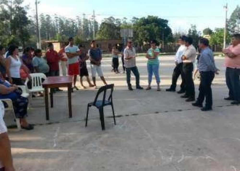 Vecinos de General G�emes exigen una soluci�n definitiva al problema del agua
