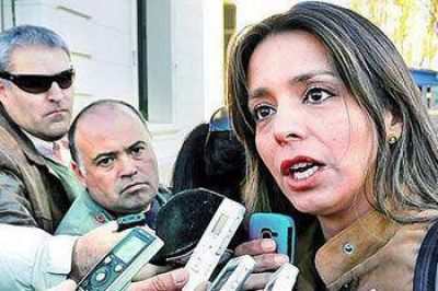 Zuvic: �Peralta, L�zaro y la Campora quieren entregar el petr�leo santacruce�o�
