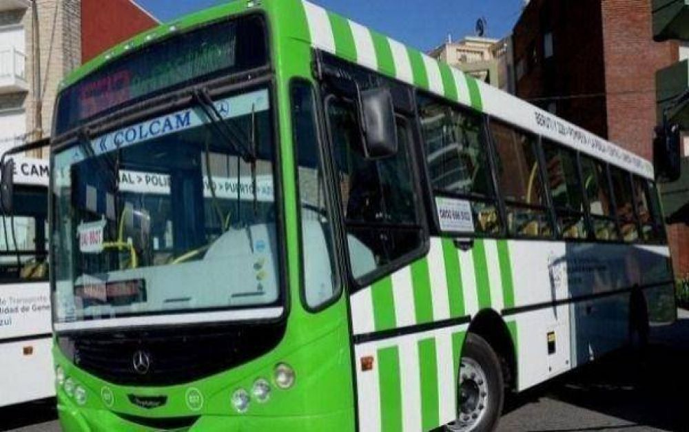 Colectiveros al l�mite: eval�an suspender el servicio nocturno