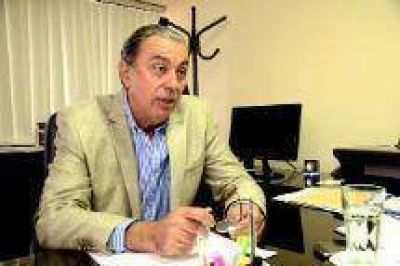 El Senador por Salta Rodolfo Urtubey respald� a Boudou y cuestion� las operaciones medi�ticas