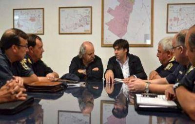 Bossio pidi� m�s presencia policial en Las Tunitas y que se fortalezca el tejido social