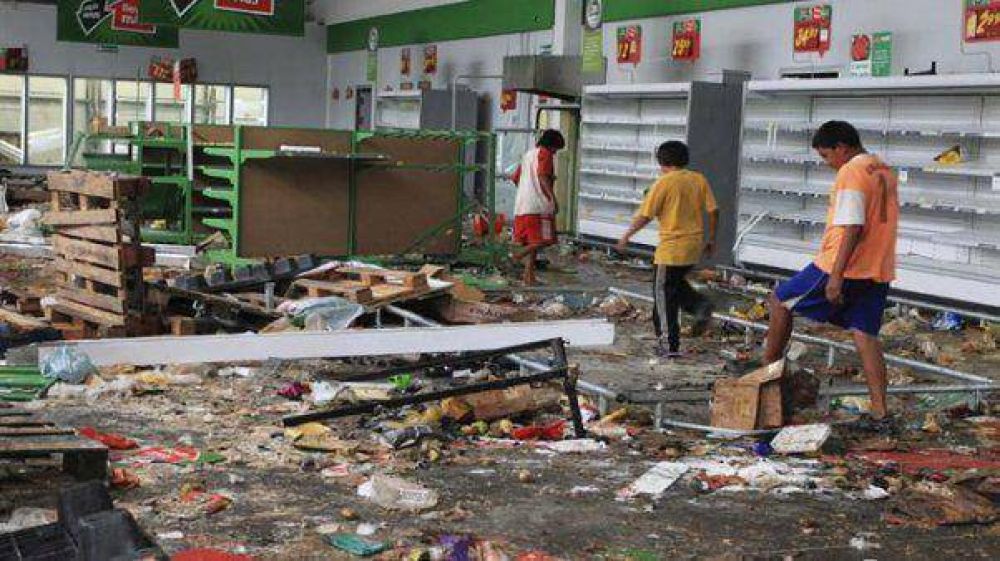 Hay m�s de 80 detenidos por los saqueos en Tucum�n