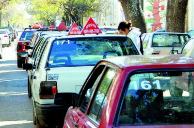 El aumento tambi�n lleg� a los remises