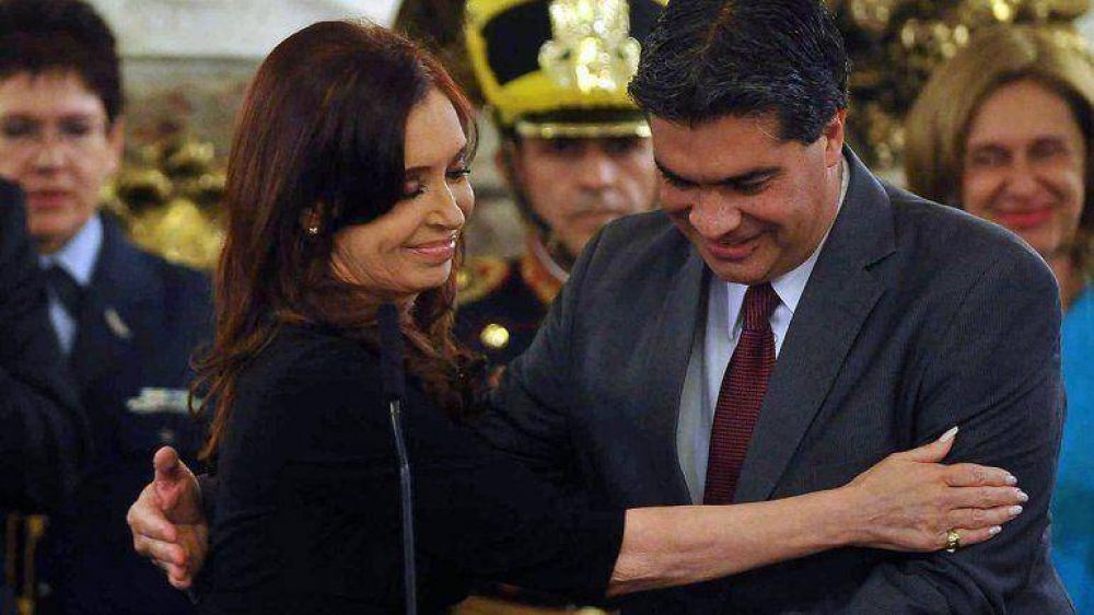 Capitanich present� su renuncia, pero Cristina Kirchner le pidi� que contin�e en su cargo