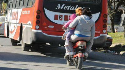 La Municipalidad intim� a las empresas de transporte urbano a retomar el servicio 