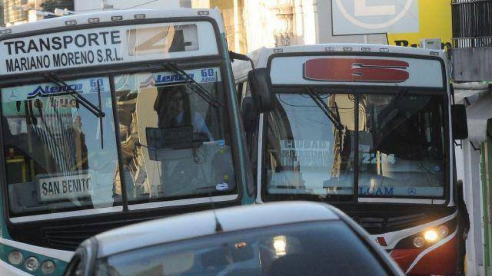 Se reanuda este mi�rcoles el servicio de colectivos en Paran�  