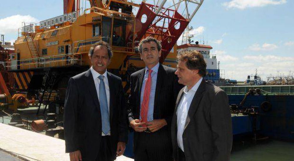 Randazzo, Scioli y Pulti pusieron en marcha la obra de dragado en el puerto de Mar del Plata