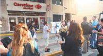 Amplia adhesi�n al "apag�n de consumo" contra los sobreprecios
