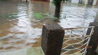 Ensenada y Berisso anegadas no s�lo por las lluvias, sino por la falta de planificaci�n urbano-ambiental