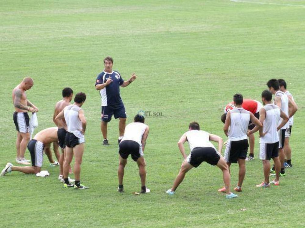 Debuta ante Rosario Central