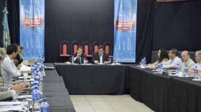 Lan�s: jornada de trabajo con la Autoridad de la Cuenca Matanza Riachuelo