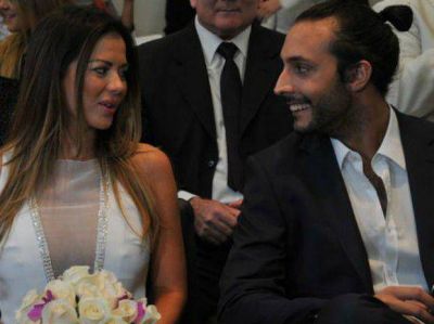 �Por fin! Karina Jelinek y Leo Fari�a se divorcian oficialmente