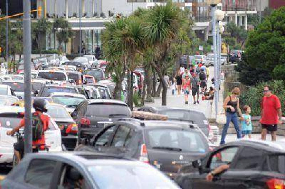El gris ti�� la tarde del s�bado