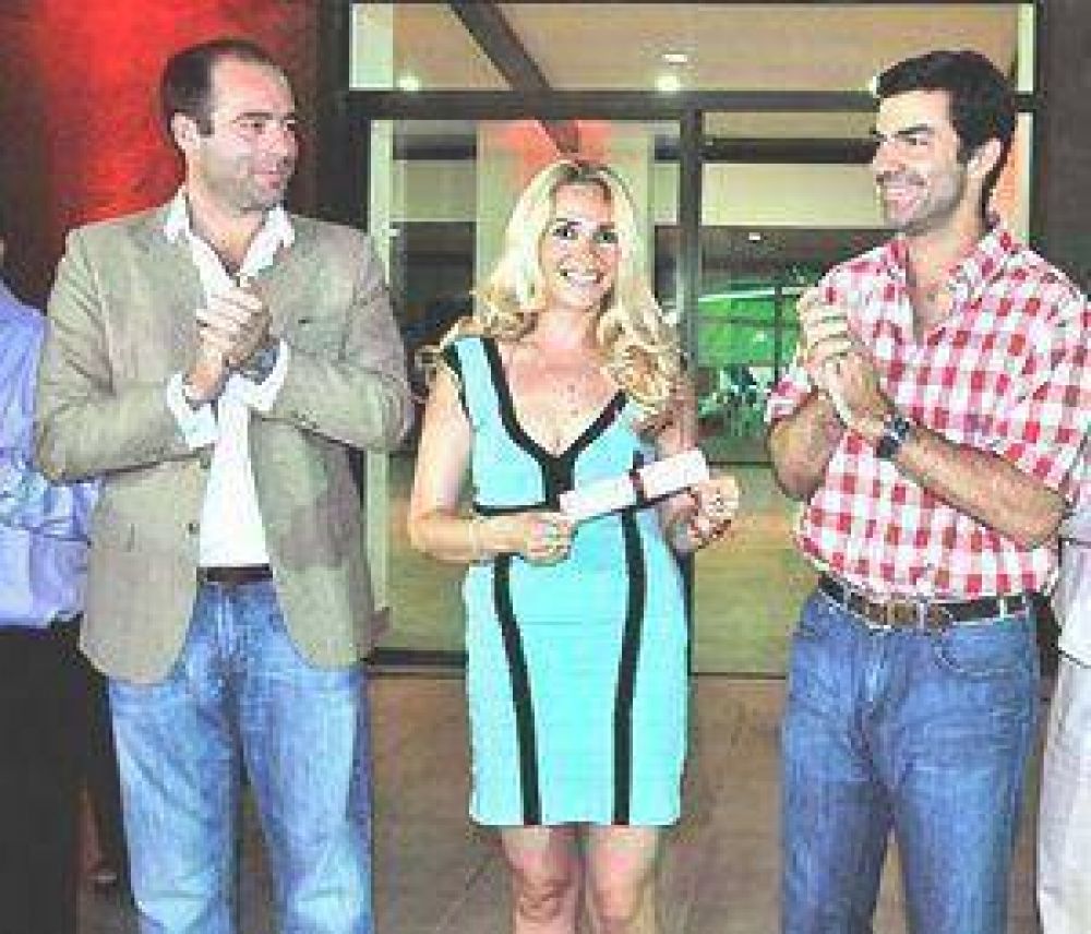 Nuevamente la ADP convoc� a una asamblea dominical y en vacaciones