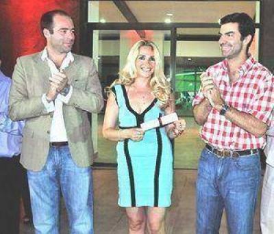 Nuevamente la ADP convoc� a una asamblea dominical y en vacaciones