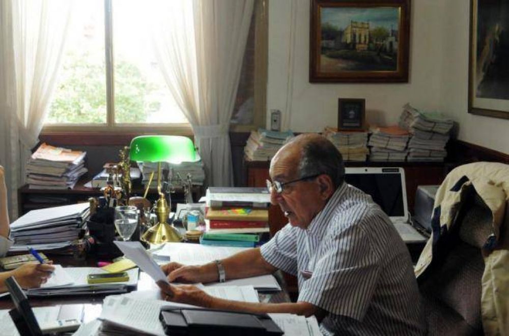 �La renuncia de Albaca satisface el inter�s de la Justicia�