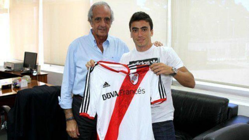 Urribarri va por el t�tulo en River