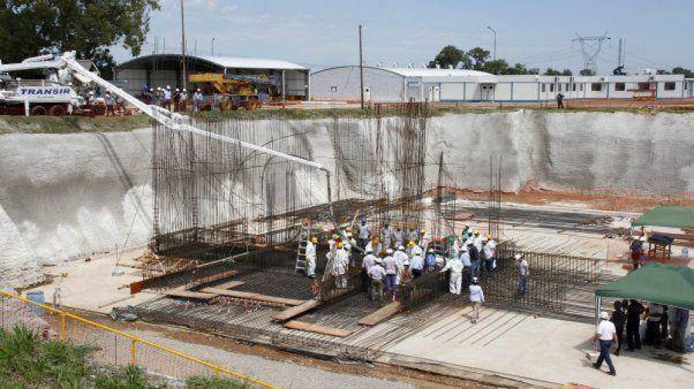 Comenz� la construcci�n del primer reactor nuclear �ntegramente nacional