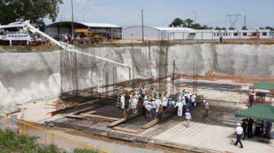 Comenz� la construcci�n del primer reactor nuclear �ntegramente nacional