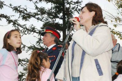FESTEJOS POR EL D�A DEL BOMBERO VOLUNTARIO