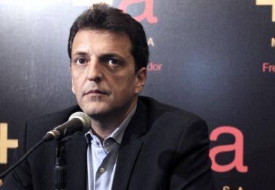 A pesar de las cr�ticas, Massa avanza con un plan de sumar radicales y piensa en cerrar pactos distritales