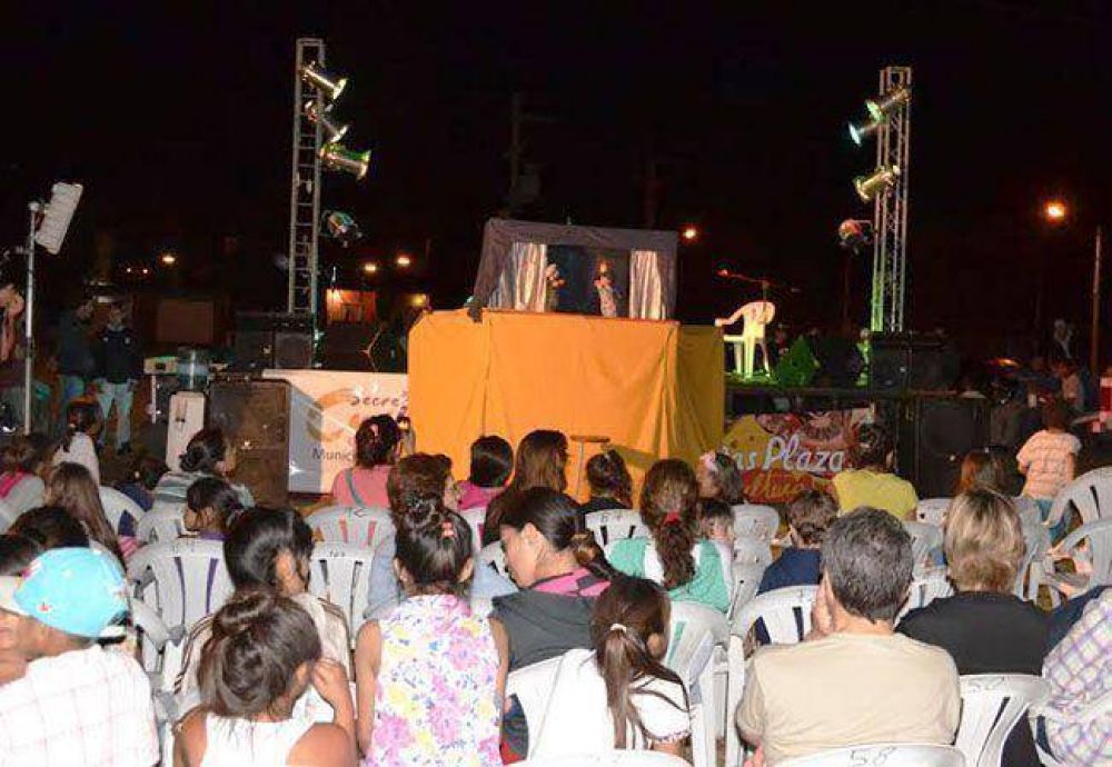 Arranc� el ciclo �M�sica en las Plazas� en los barrios