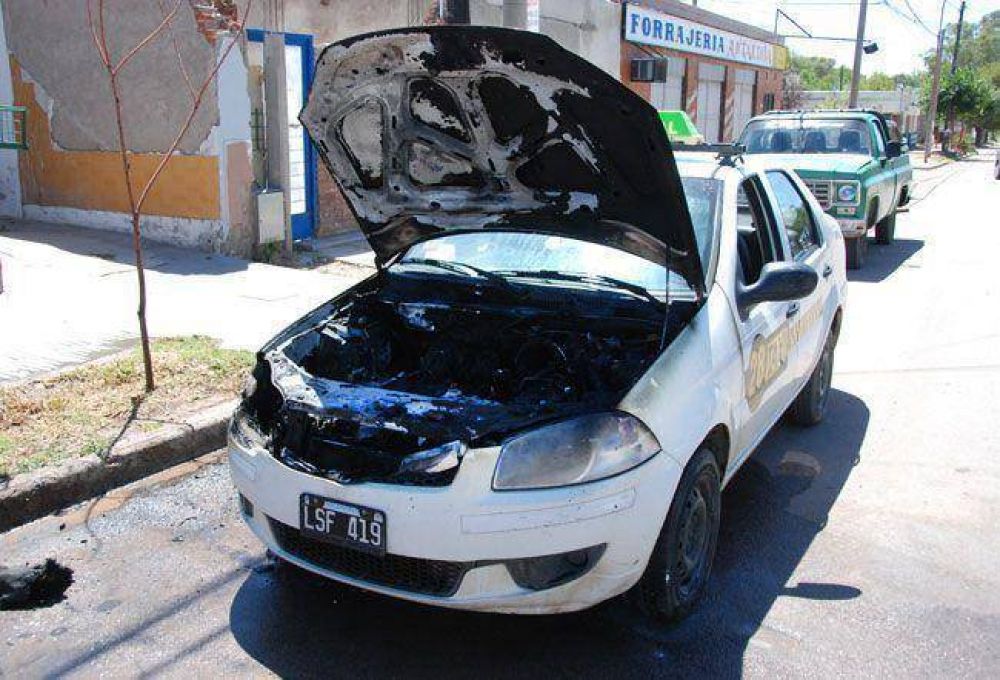 Fuego en un taxi