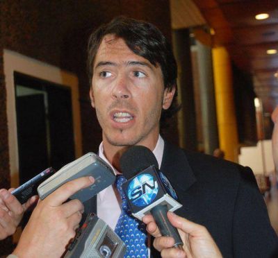Berhongaray pide uso obligatorio de la leyenda ��C�mo conduzco?�