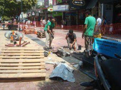 Comerciantes entusiasmados por la obra de la peatonal