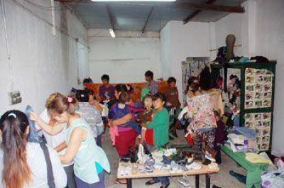 Muchas personas siguen siendo asistidas por la Municipalidad en los centros de evacuados y en sus domicilios