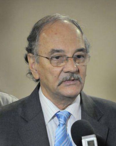 Poderes: Comenz� el di�logo salarial pero todos est�n pendientes de Bacileff