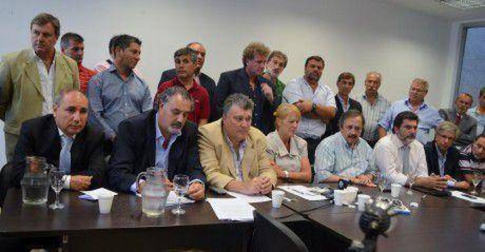 El senador de la 4ta secci�n Omar Foglia pidi� previsibilidad en educaci�n