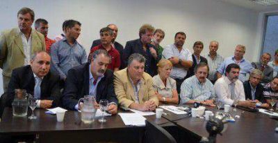 El senador de la 4ta secci�n Omar Foglia pidi� previsibilidad en educaci�n