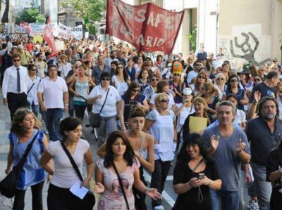 La provincia titularizar� a m�s de 600 maestros y a 700 profesores en Rosario