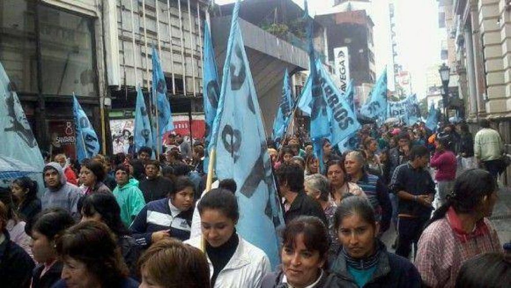 Barrios de Pie pide al gobierno un blindaje social
