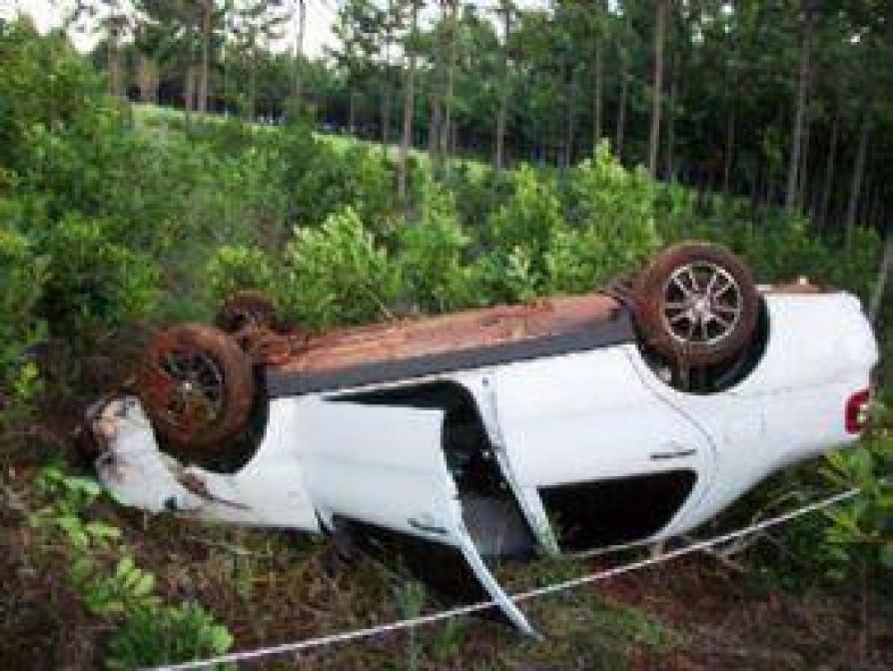 Tragedia en Piedra del �guila: Vuelco y muerte instant�nea en la ruta 237