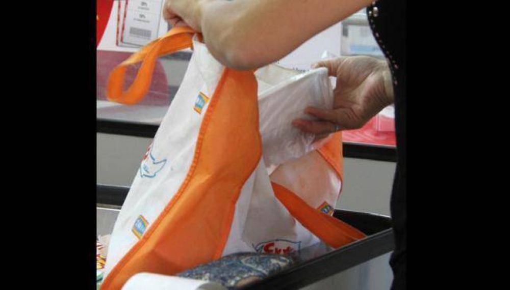 Se vienen las bolsas pagas en los s�per