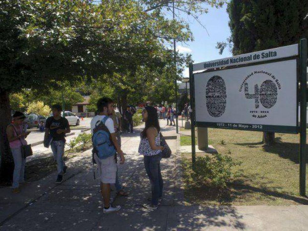 Por la crisis, aumenta la matr�cula en las universidades de Salta