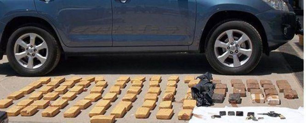 Detienen a cuatro personas que transportaban 80 kilos de coca�na