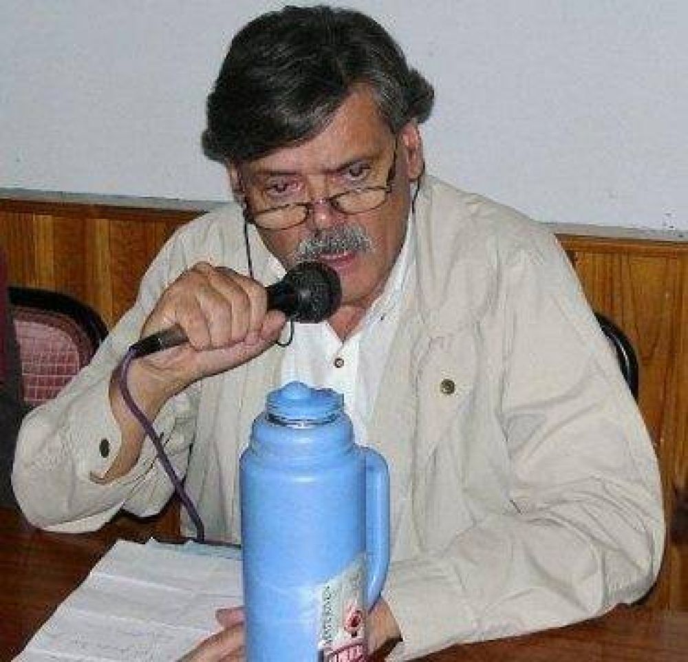 AMP exige un aumento salarial del 40% para arrancar las clases