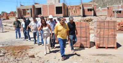 Chilecito: El gobernador elogi� desarrollo urban�stico