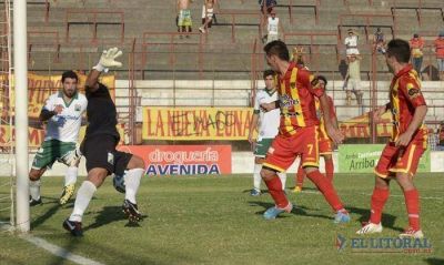 La superioridad de Boca Unidos frente a Ferro no pudo plasmarse en la red