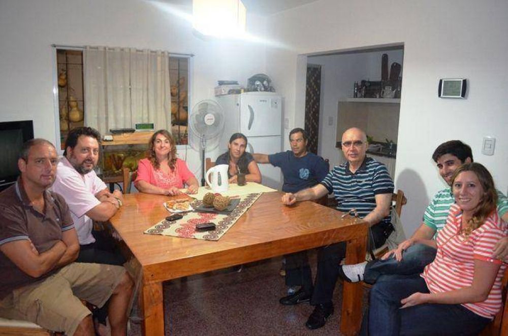 Gorosito se reuni� con un grupo de beneficiarios del plan Pro.Cre.Ar.