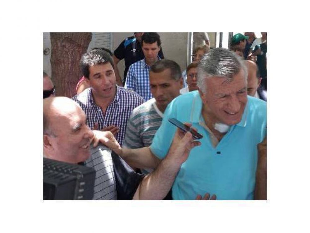 En su segundo d�a en la provincia Jos� Luis Gioja estuvo de visita