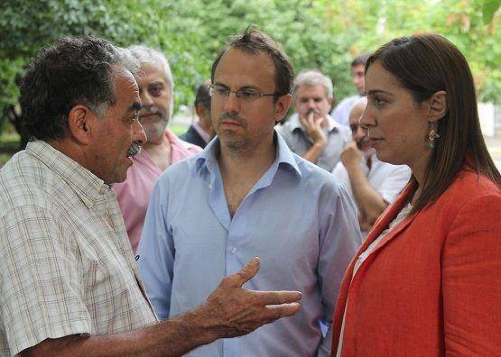 Vidal: �Tenemos que terminar la carrera de 'concejal a millonario'�
