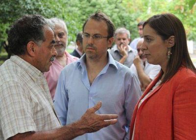 Vidal: �Tenemos que terminar la carrera de 'concejal a millonario'�