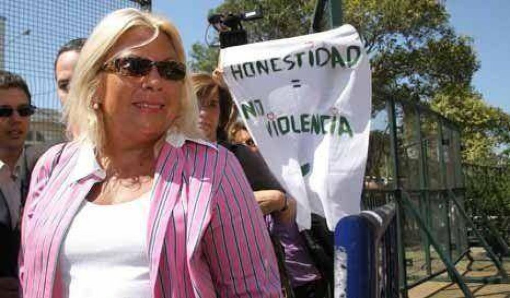 Carri� analiza candidatura a jefa de Gobierno