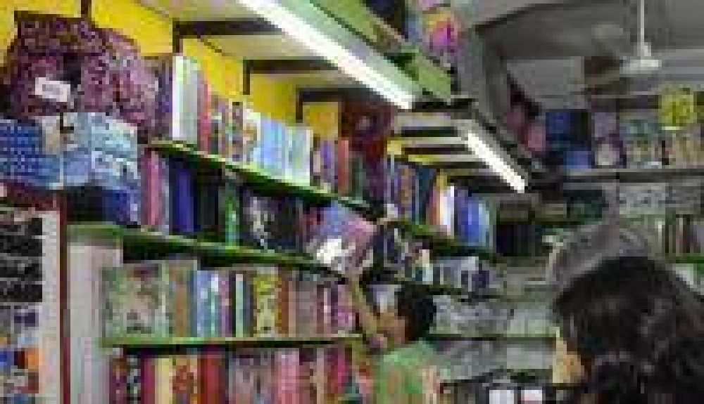 Organizan una colecta solidaria de �tiles escolares