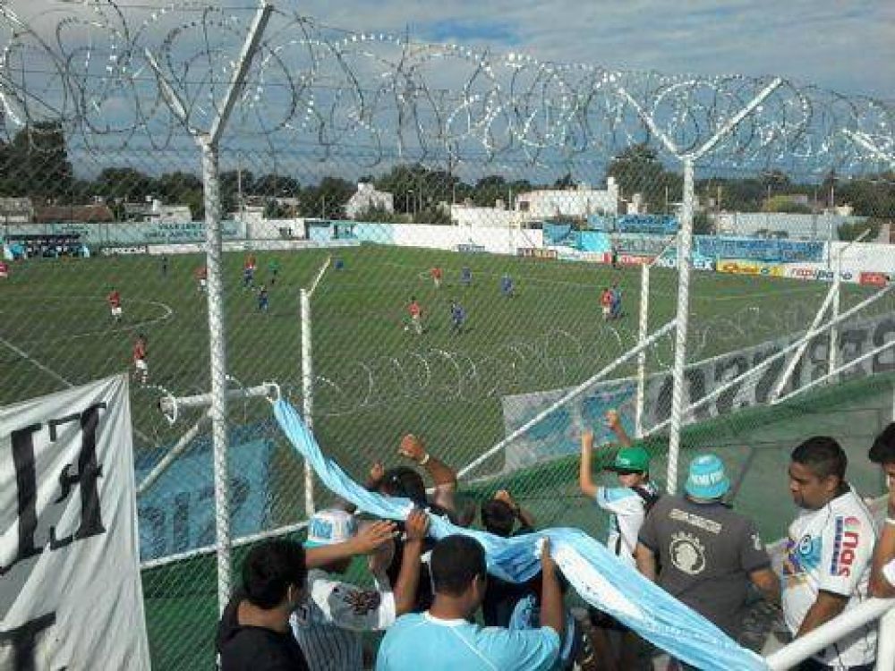 La Villa cay� ante Uni�n por 3 a 0