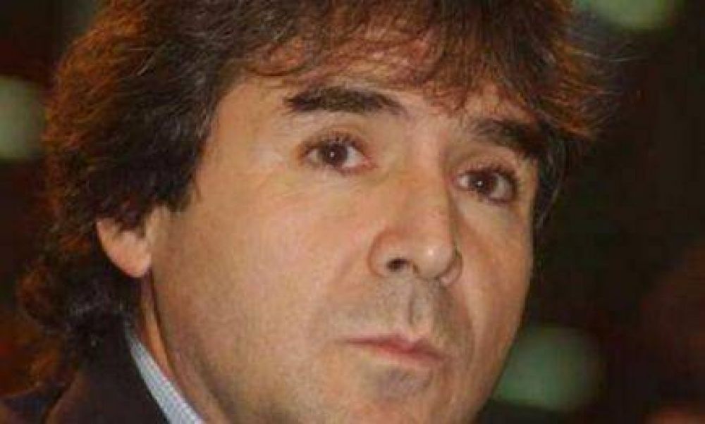 Sorpresiva reuni�n de Irraz�bal con el Gobernador Maurice Closs